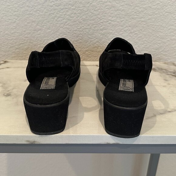 Andre Assous East Black Suede Slingback Wedge - Picture 3 of 5